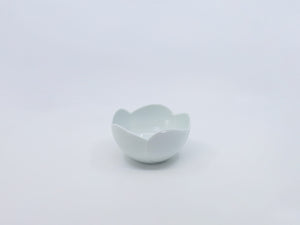 White Porcelain Flower Bowl S(ø 5.1")