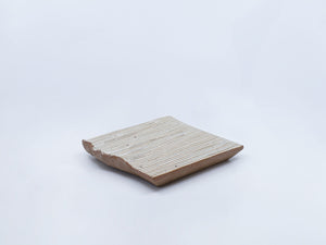 Onyu Stripe Plate Stand_ Square(W 7")