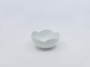 White Porcelain Flower Bowl L(ø 6.3")